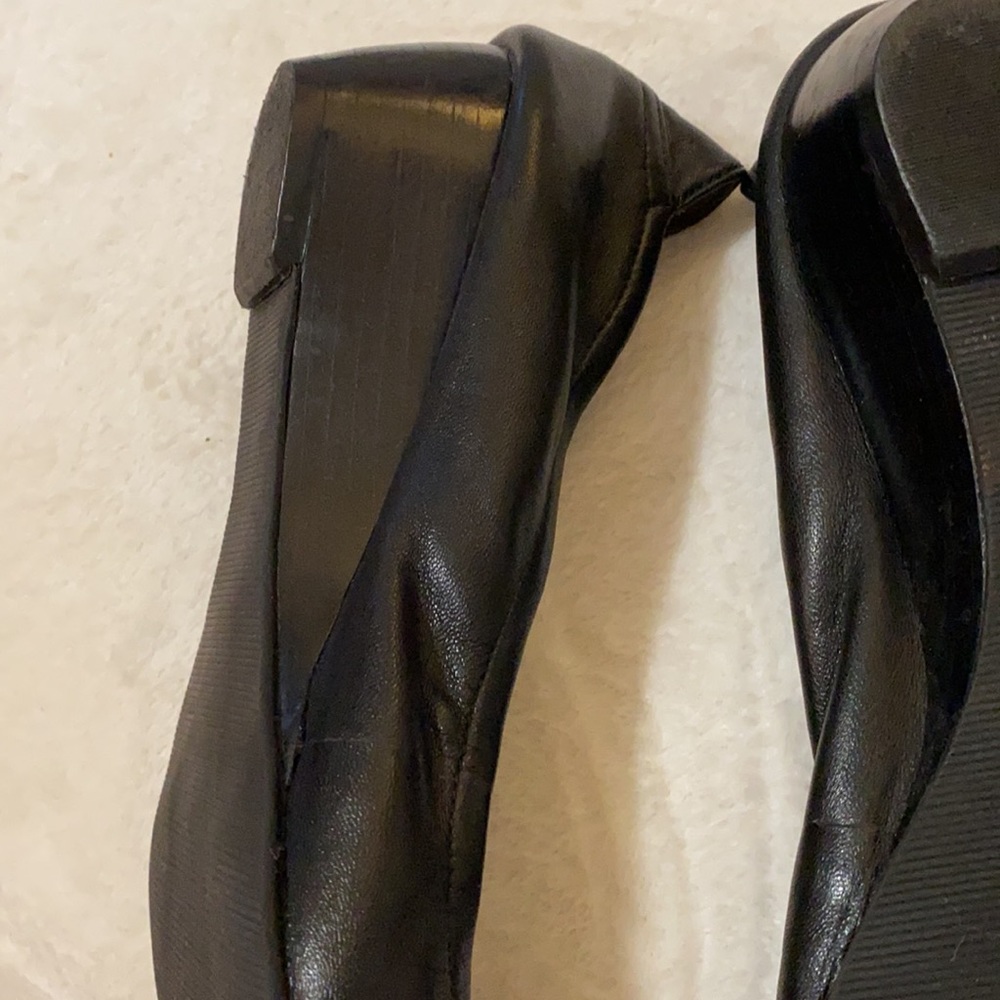 Guess Heels - Picture 6 of 11